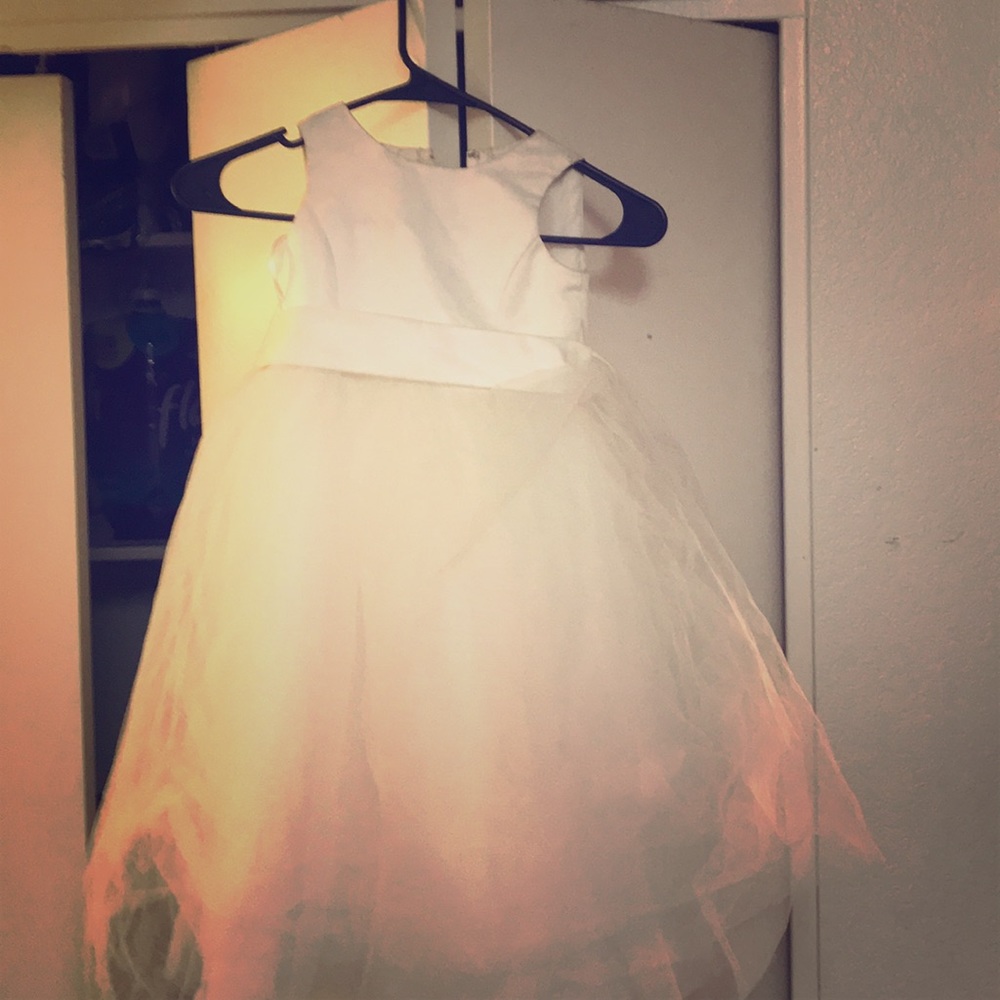 David’s bridal flower great condition